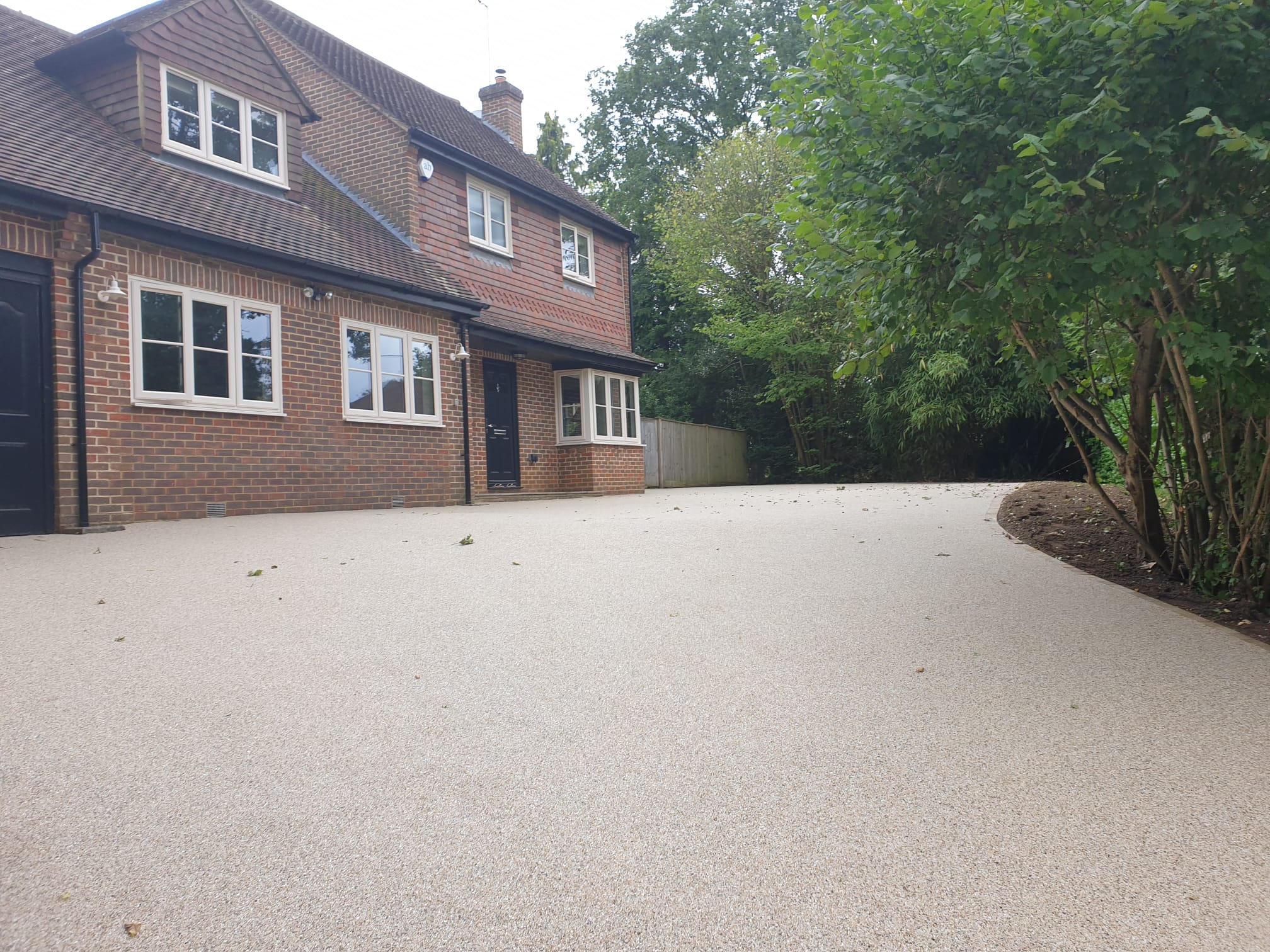 Large residential resin bound driveway project