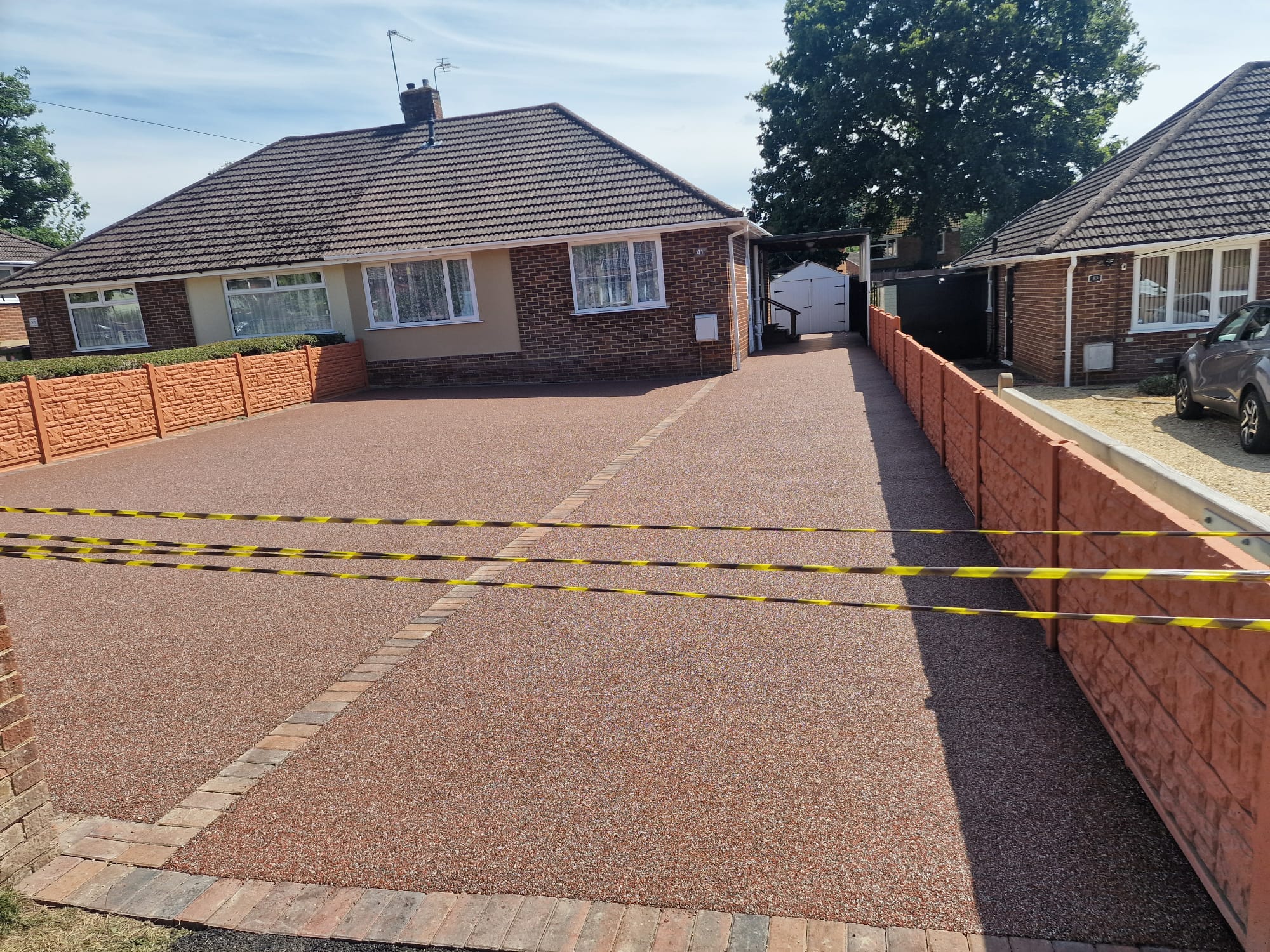 Modern resin driveway in Winchester