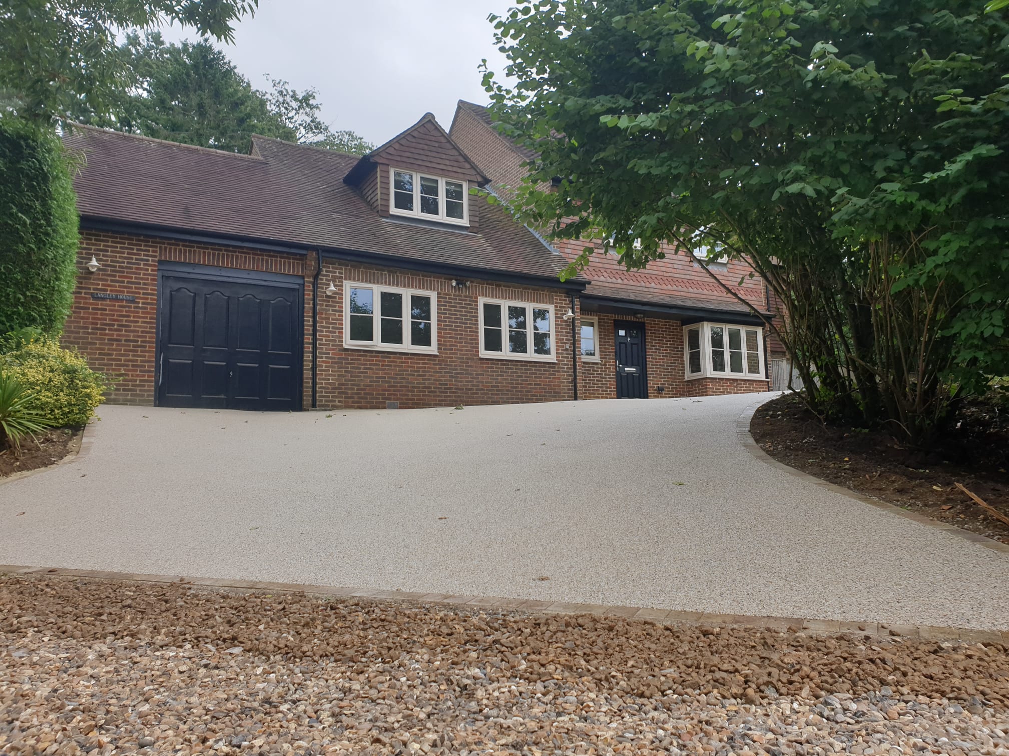 Professional resin bound driveway installation in Hampshire - Example 1