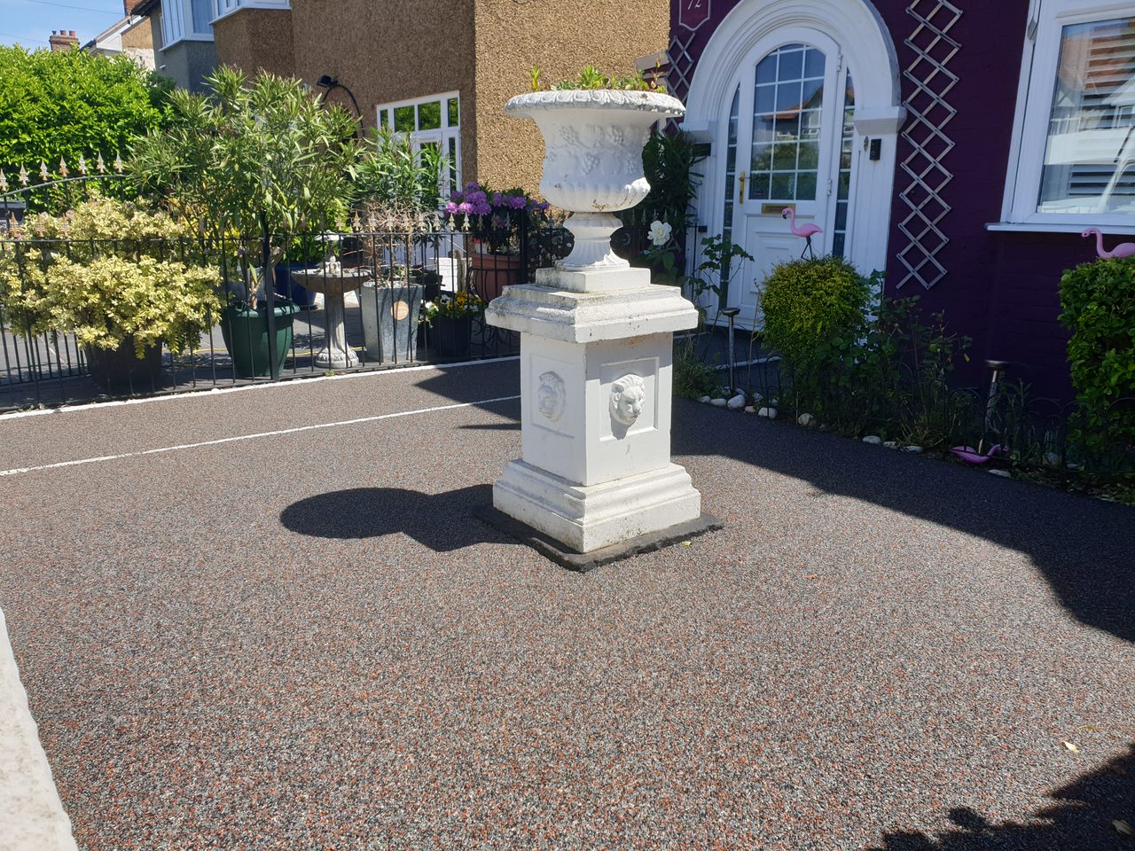 Professional resin bound driveway installation in Hampshire - Example 2